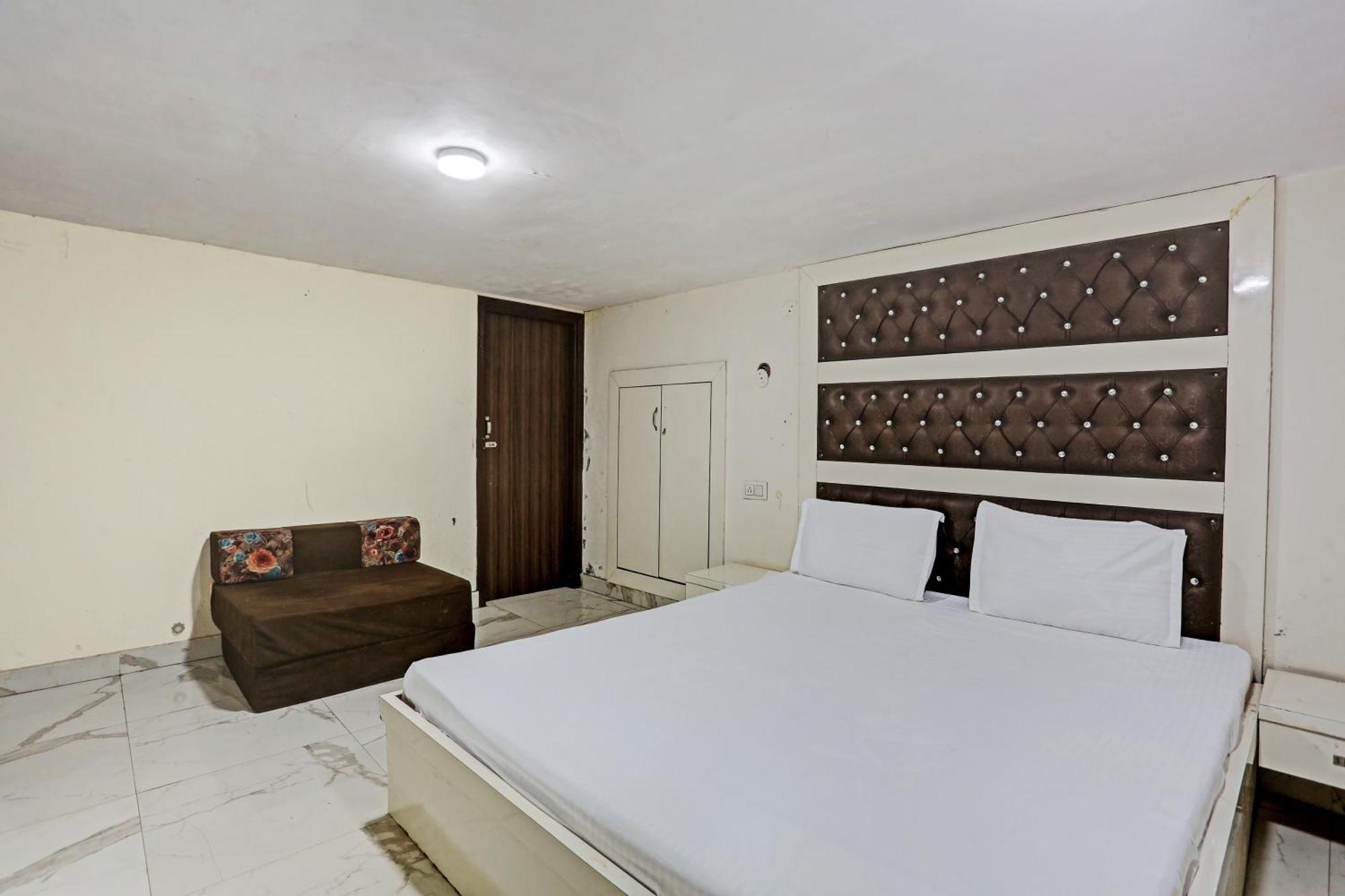 Hotel O Saffron Night Stay Αμριτσάρ Εξωτερικό φωτογραφία